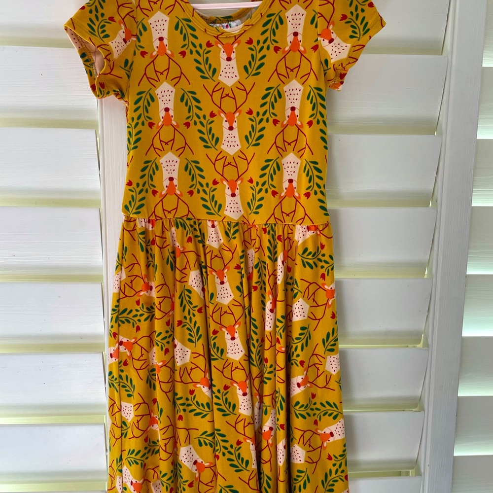 Dot dot smile deer cap sleeve dress size 7